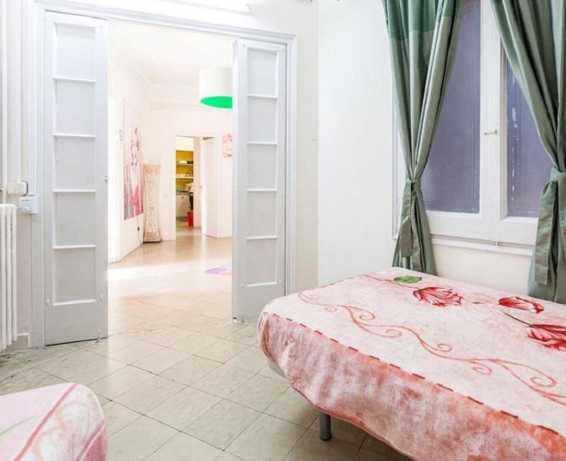 Diagonal Home Barcelona Rom bilde